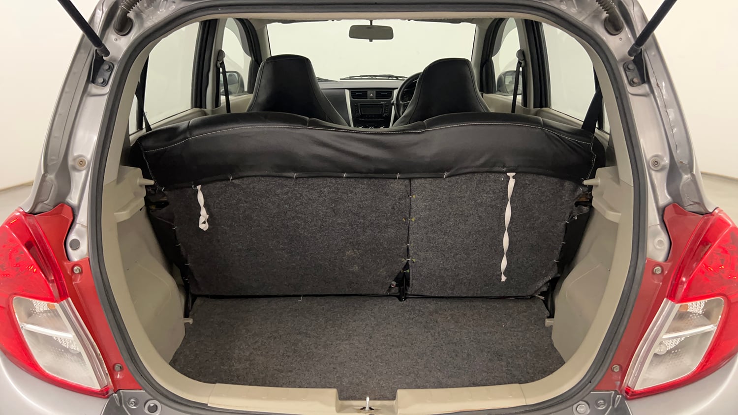 Used 2016 Maruti Suzuki Celerio ZXi AMT Petrol Automatic interior DICKY INSIDE VIEW
