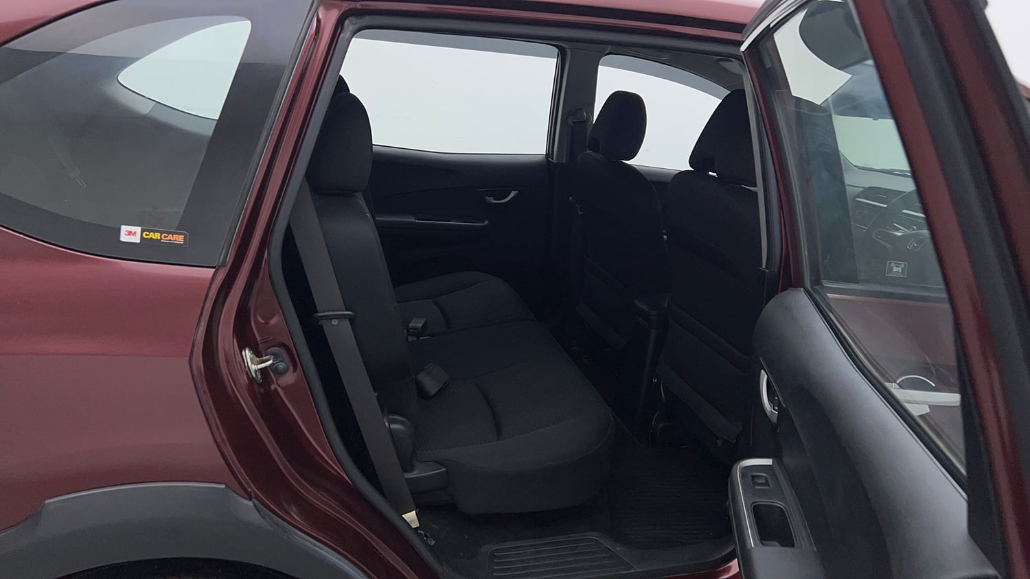 Used 2016 Honda BR-V V CVT Petrol Petrol Automatic interior RIGHT SIDE REAR DOOR CABIN VIEW