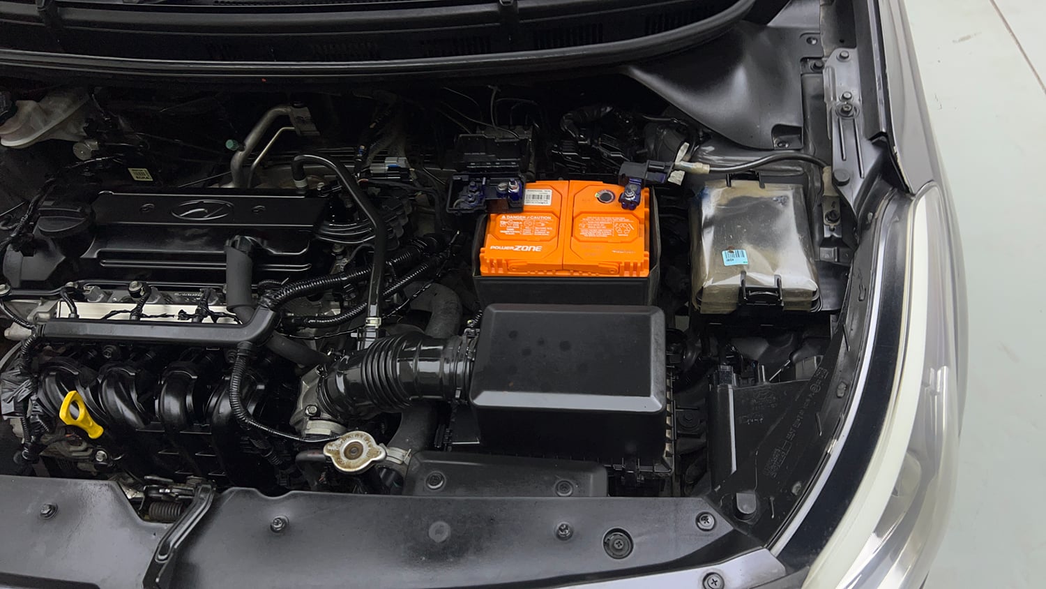 Used 2017 Hyundai Elite i20 Sportz 1.2 Petrol Manual engine ENGINE LEFT SIDE VIEW