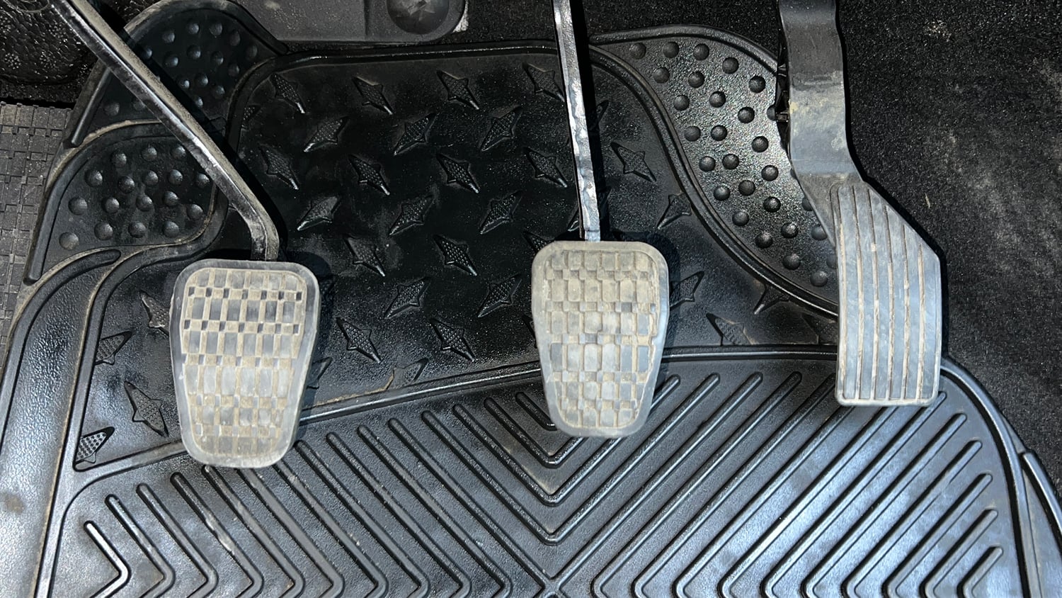Used 2025 Tata Punch Pure MT Petrol Manual interior PEDALS VIEW
