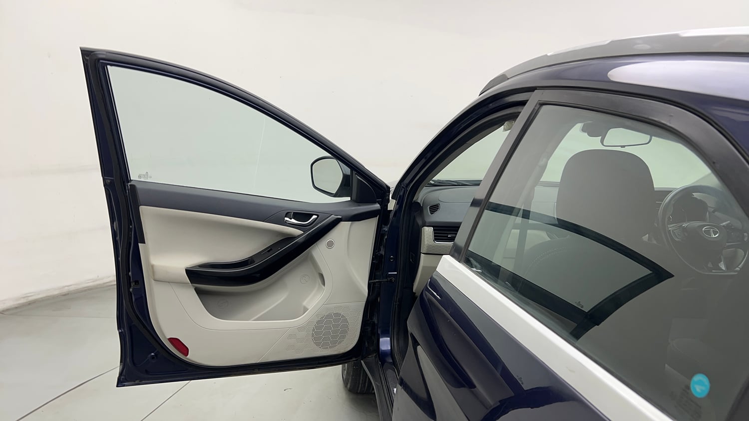Used 2022 Tata Nexon XZ Plus (HS) Petrol Manual interior LEFT FRONT DOOR OPEN VIEW