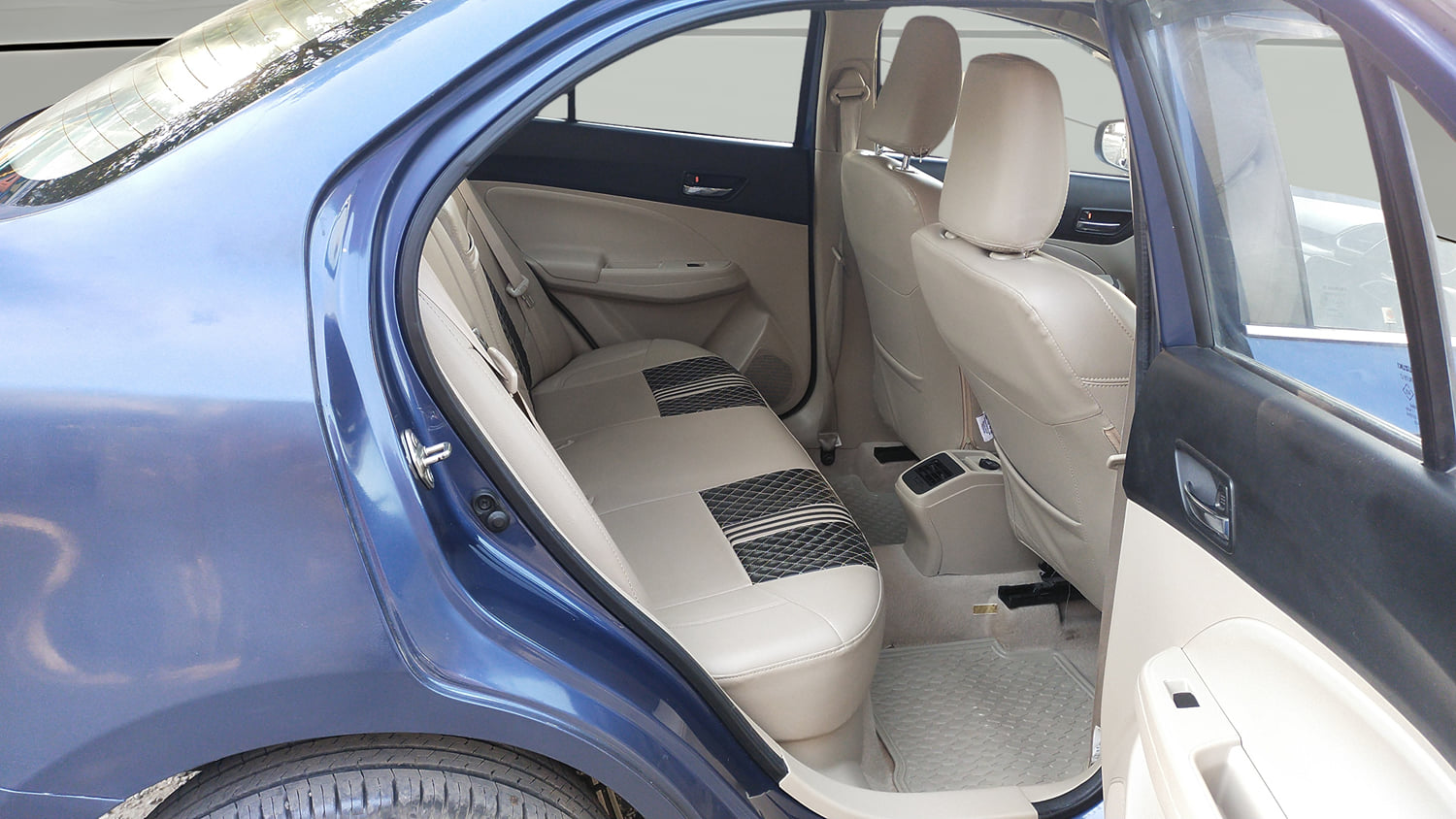 Used 2021 Maruti Suzuki Dzire ZXi Plus Petrol Manual interior RIGHT SIDE REAR DOOR CABIN VIEW