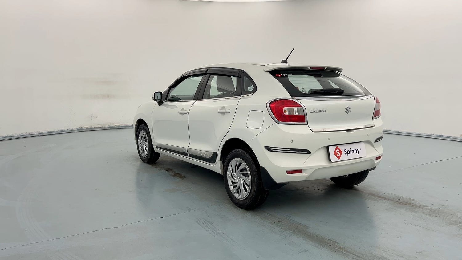 Used 2020 Maruti Suzuki Baleno Delta Petrol Manual exterior LEFT REAR CORNER VIEW