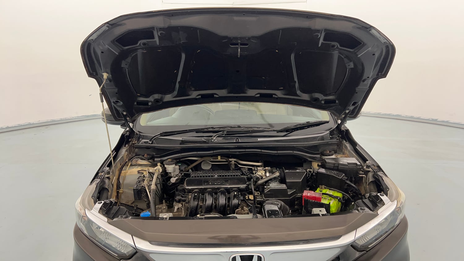 Used 2020 Honda Amaze 1.2 VX MT Petrol Petrol Manual engine ENGINE & BONNET OPEN FRONT VIEW