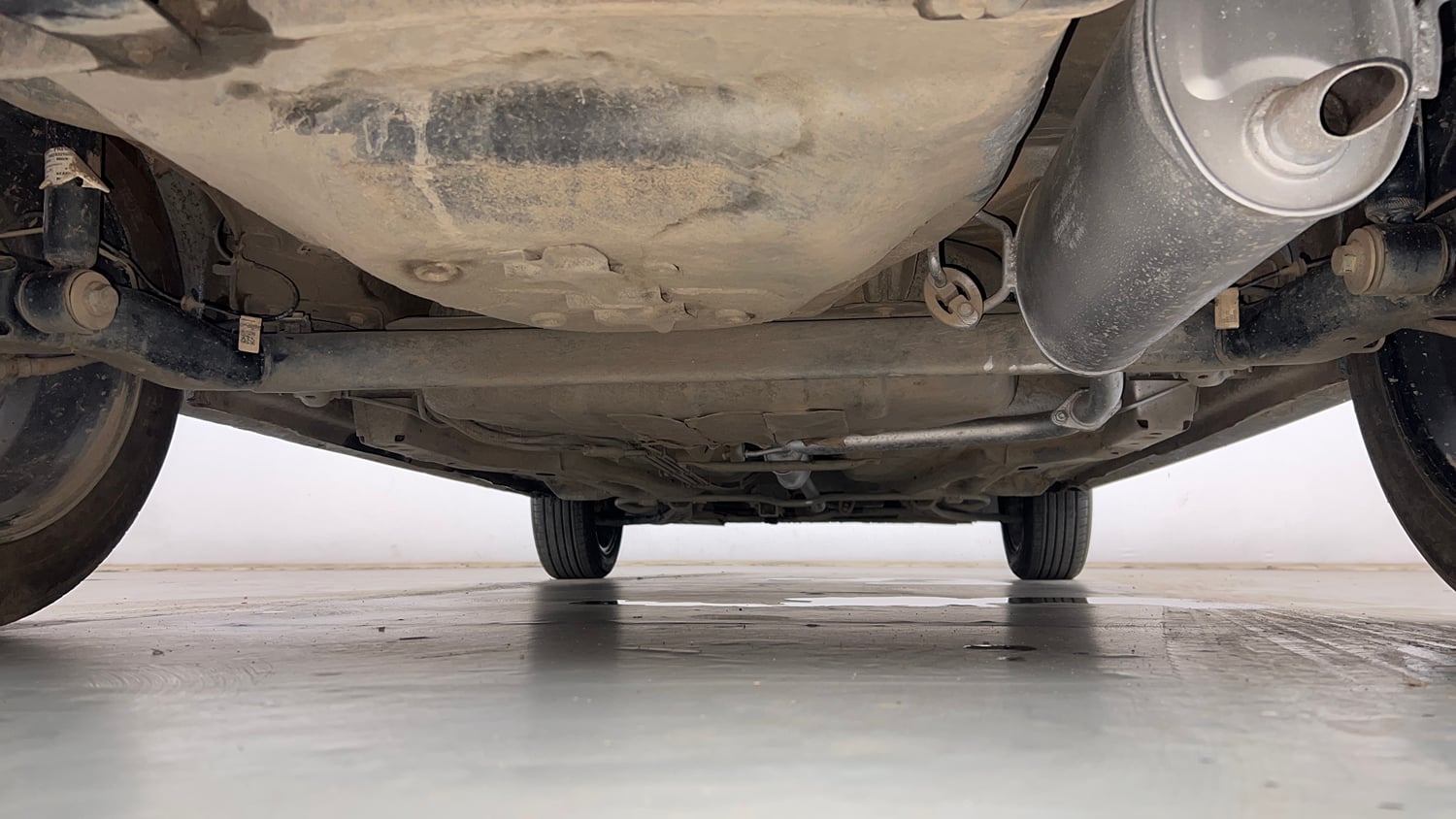 Used 2023 Tata Tiago XZ Plus Petrol Manual extra REAR UNDERBODY VIEW (TAKEN FROM REAR)