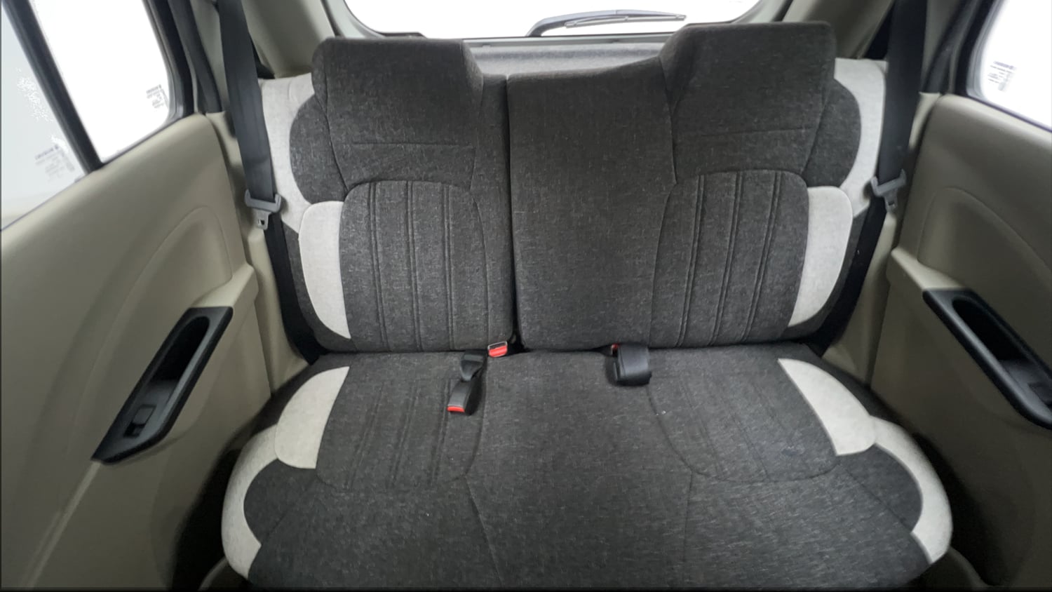 Used 2018 Maruti Suzuki Celerio ZXi (O) AMT Petrol Automatic interior REAR SEAT CONDITION VIEW