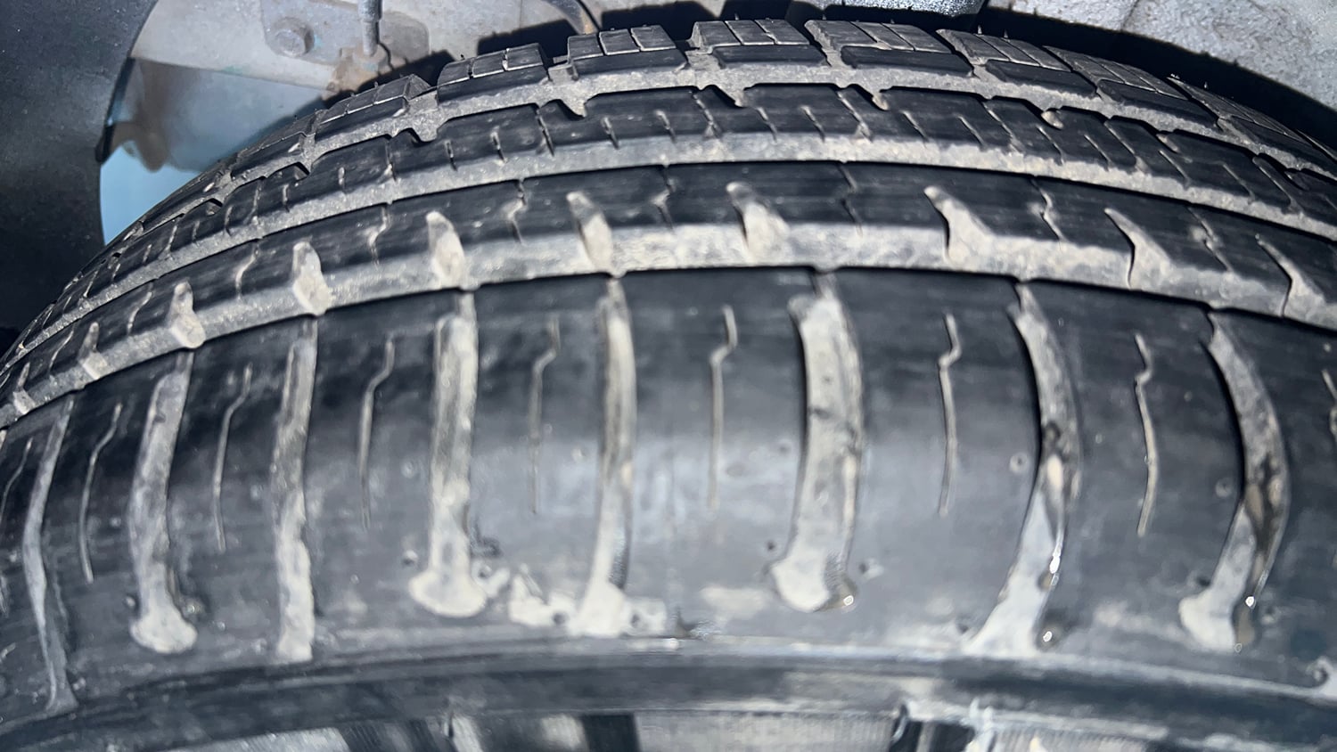 Used 2014 Hyundai Elite i20 Era 1.2 Petrol Manual tyres RIGHT REAR TYRE TREAD VIEW