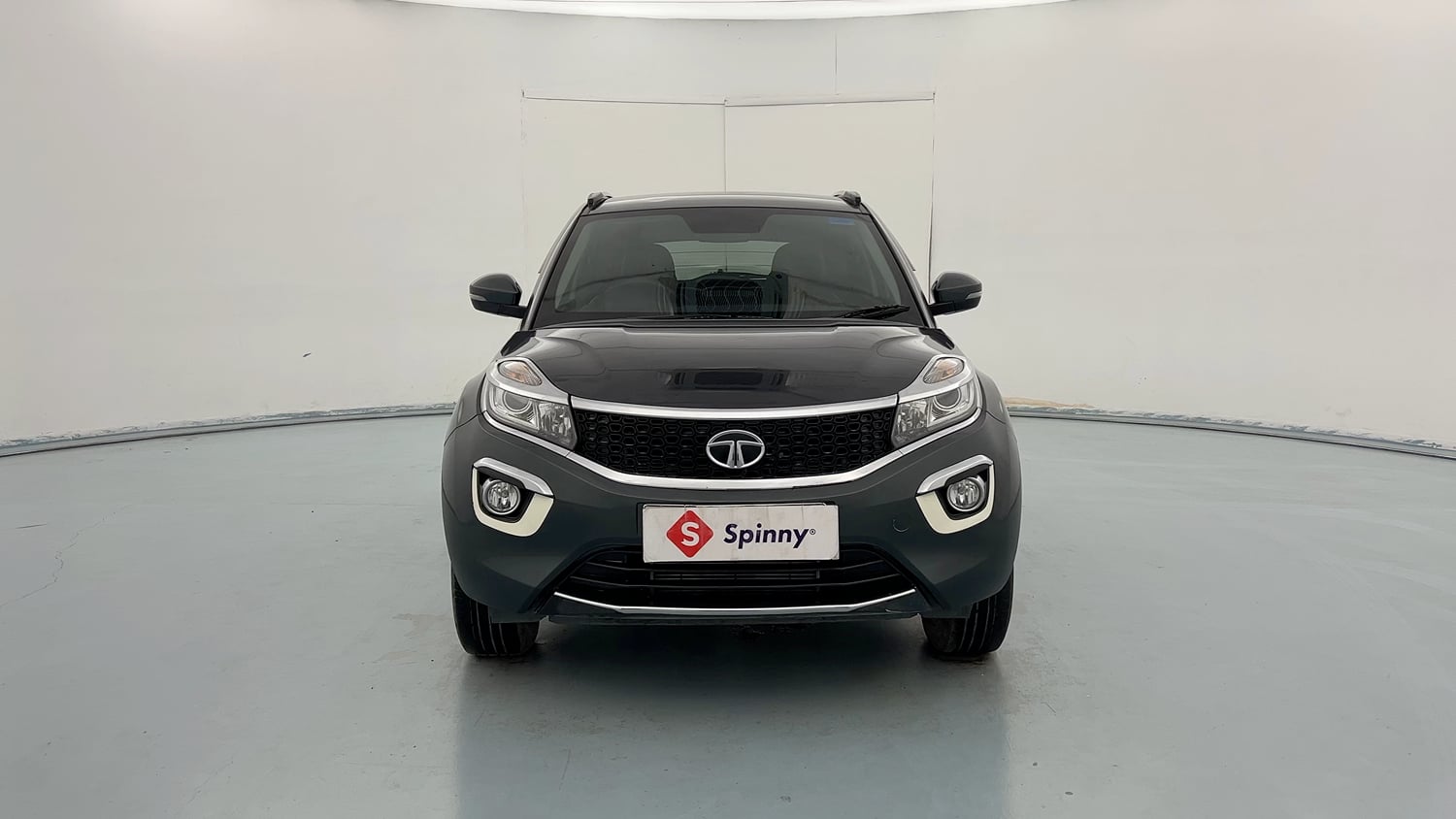 Used 2018 Tata Nexon XZ Plus Petrol Manual exterior FRONT VIEW
