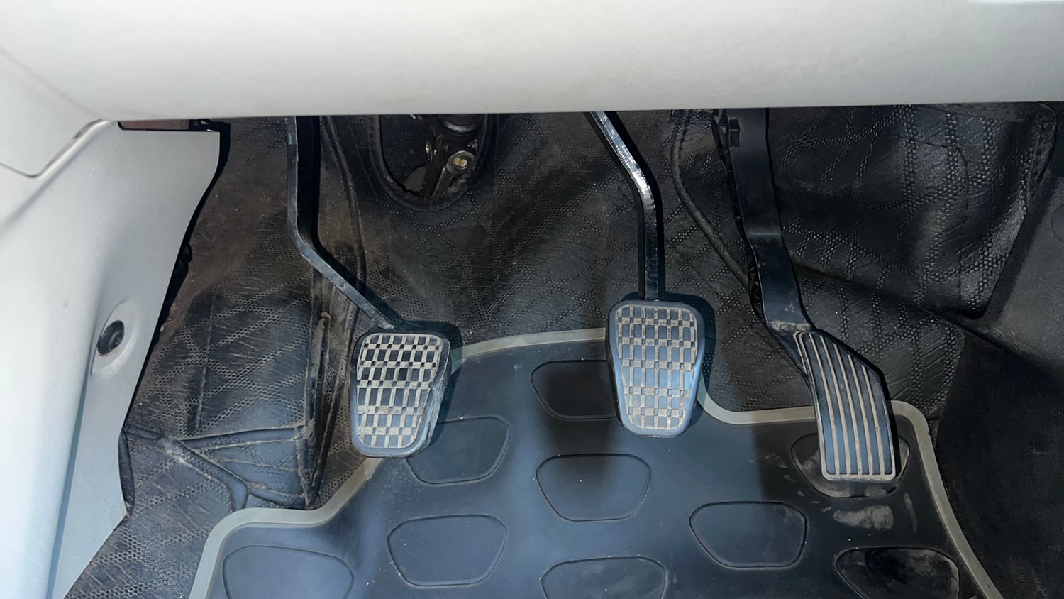 Used 2020 Tata Nexon XZ Plus (O) Petrol Manual interior PEDALS VIEW
