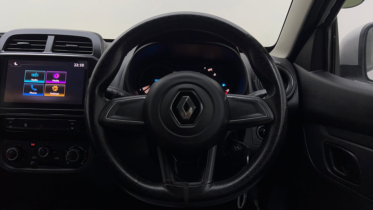 Used 2022 Renault Kwid RXT 1.0 AMT Petrol Automatic interior STEERING VIEW