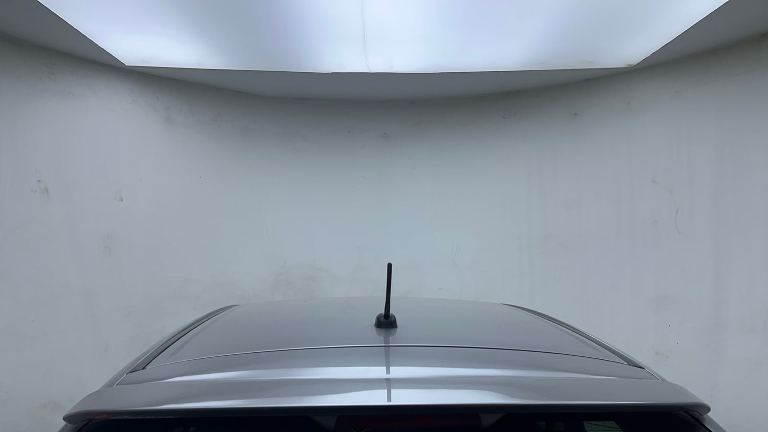 Used 2016 Maruti Suzuki Baleno Alpha 1.2 Petrol Manual exterior EXTERIOR ROOF VIEW
