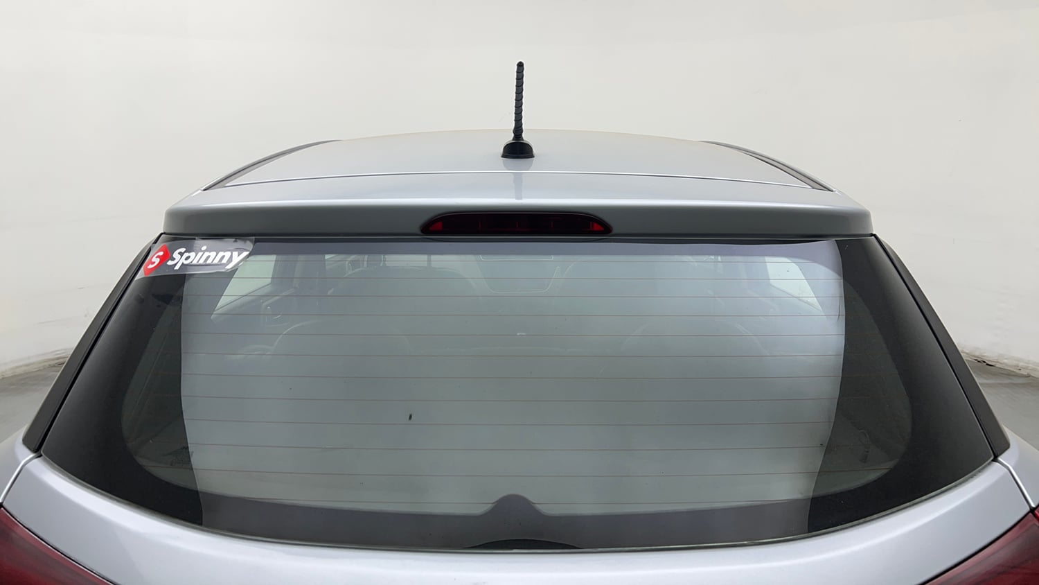 Used 2019 Hyundai Elite i20 Sportz Plus 1.2 Petrol Manual exterior BACK WINDSHIELD VIEW