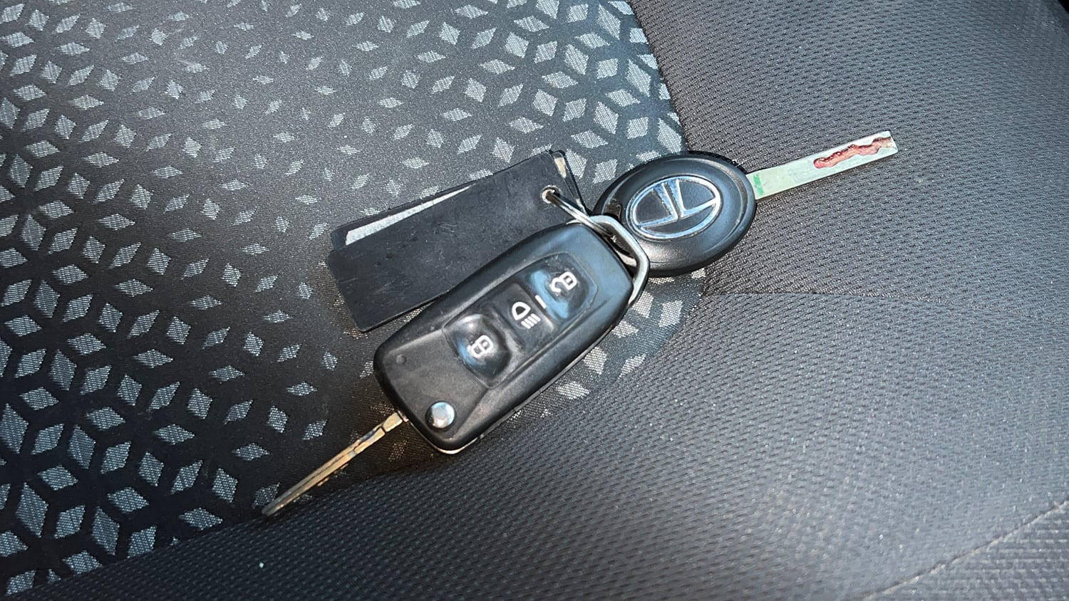 Used 2019 Tata Nexon XM Petrol Manual extra CAR KEY VIEW