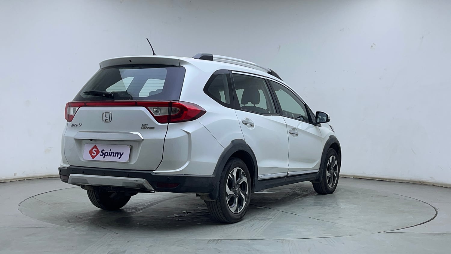 Used 2017 Honda BR-V VX Diesel Diesel Manual exterior RIGHT REAR CORNER VIEW