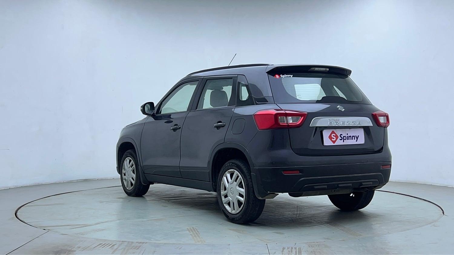Used 2022 maruti-suzuki Vitara Brezza VXi Petrol Manual exterior LEFT REAR CORNER VIEW