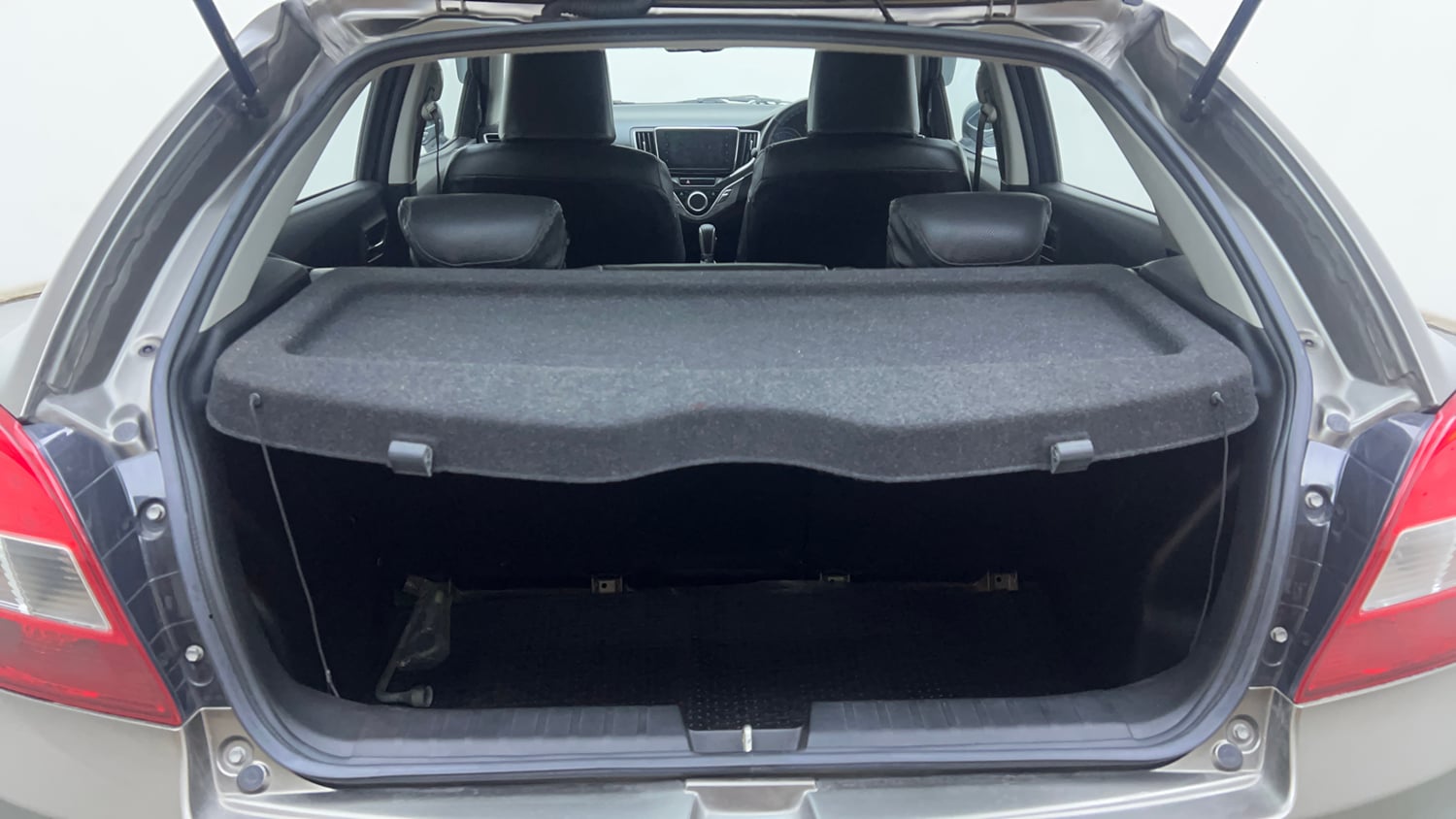 Used 2021 Maruti Suzuki Baleno Zeta Automatic Petrol Automatic interior DICKY INSIDE VIEW