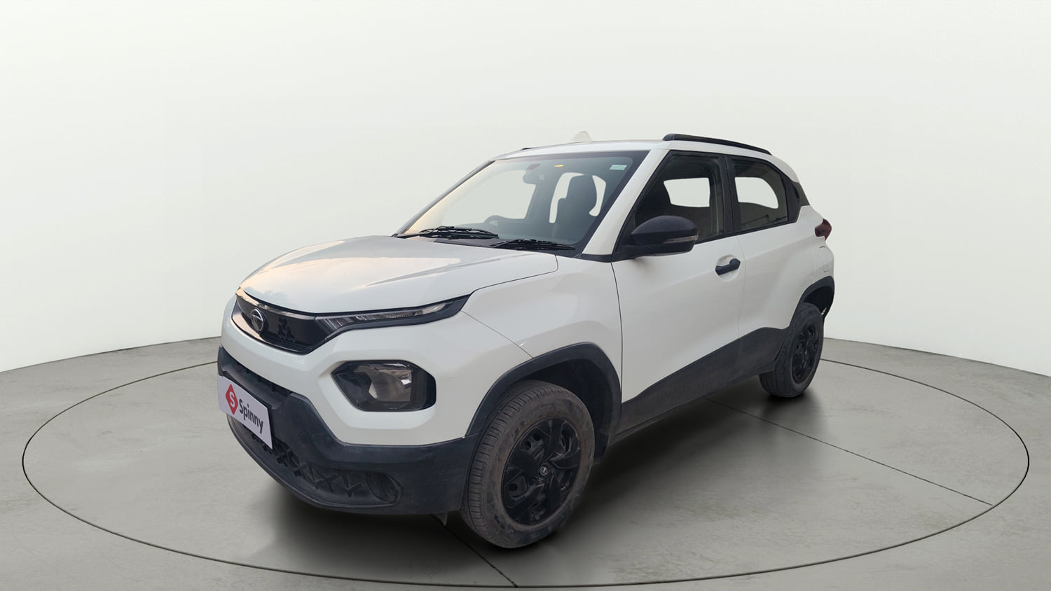 Used 2022 Tata Punch Pure MT Petrol Manual exterior RIGHT FRONT CORNER VIEW