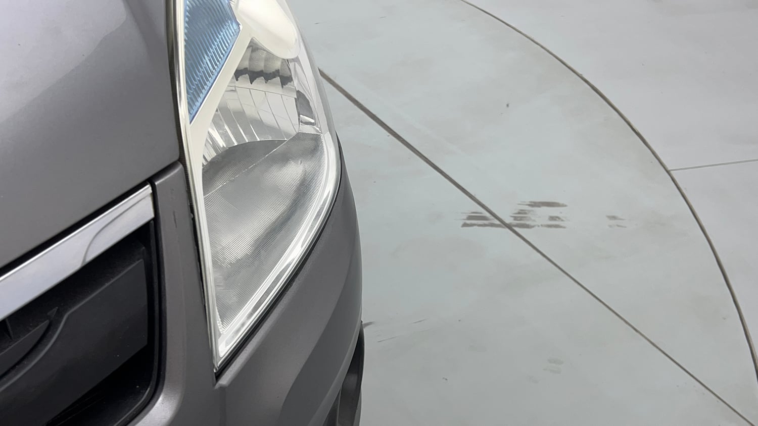 Used 2017 Maruti Suzuki Wagon R VXI Petrol Manual dents MINOR SCRATCH