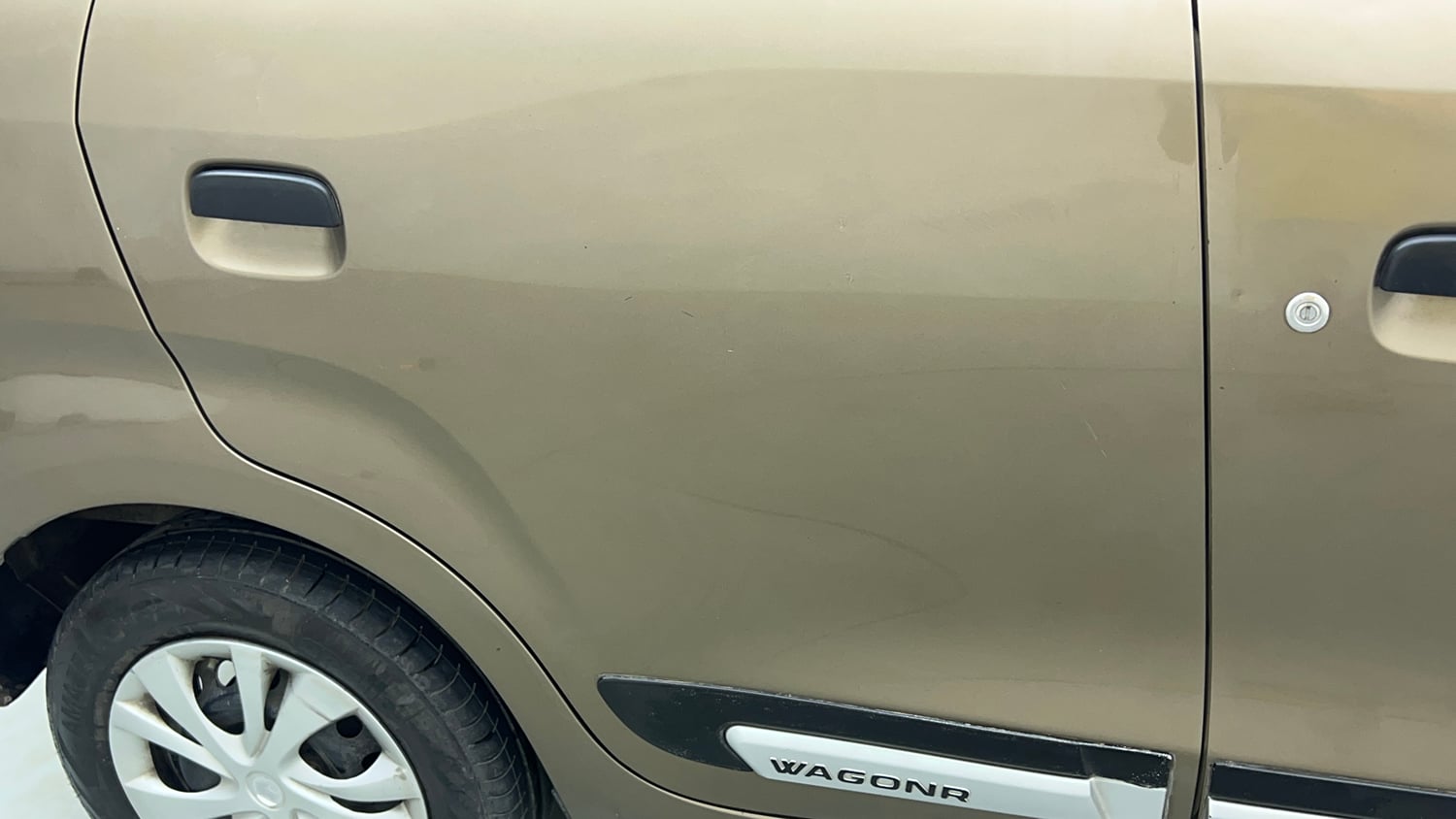 Used 2019 Maruti Suzuki Wagon R ZXi 1.2 Petrol Manual dents MINOR SCRATCH