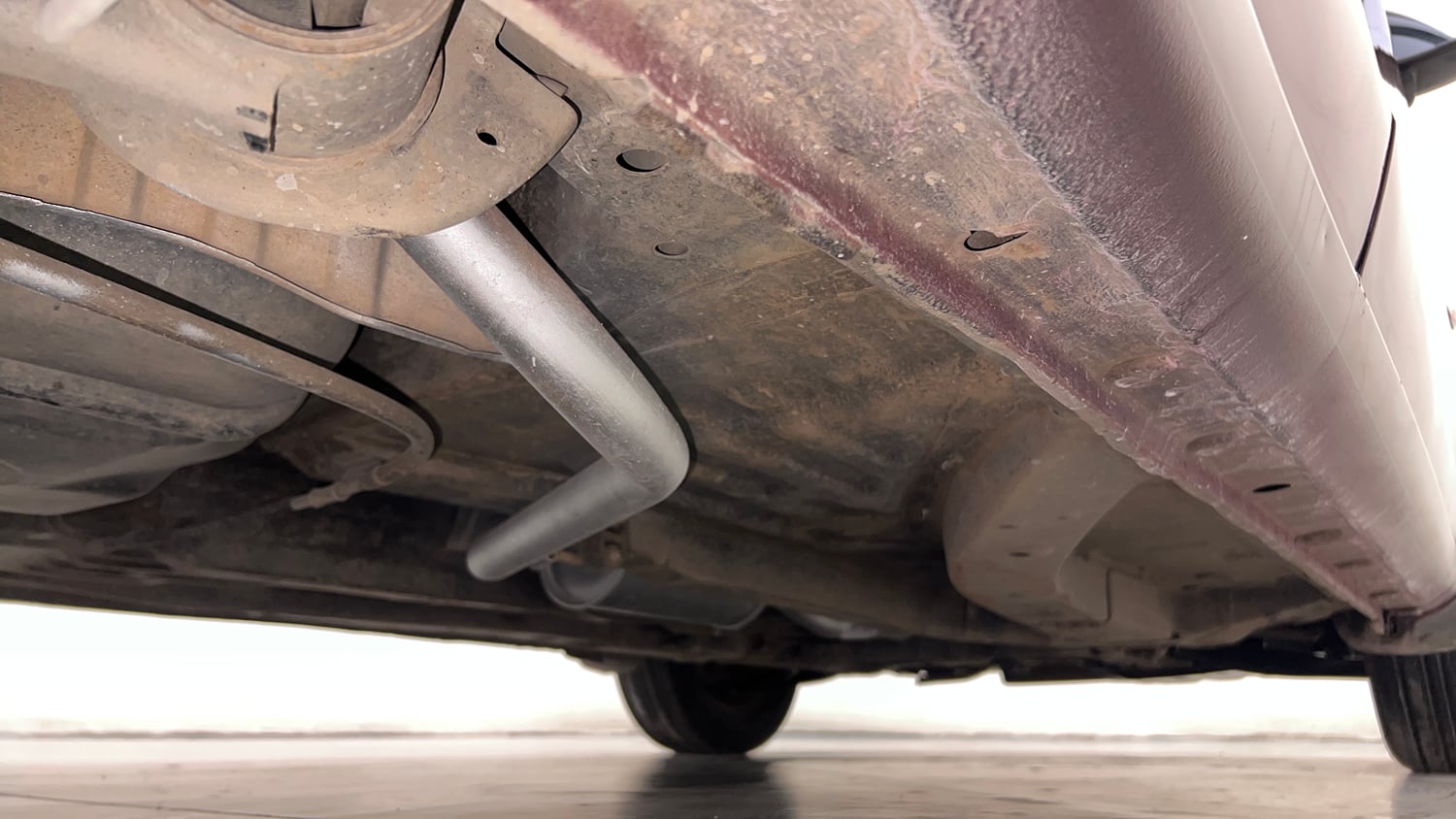 Used 2015 Honda Amaze 1.2 S i-VTEC Petrol Manual extra REAR RIGHT UNDERBODY VIEW