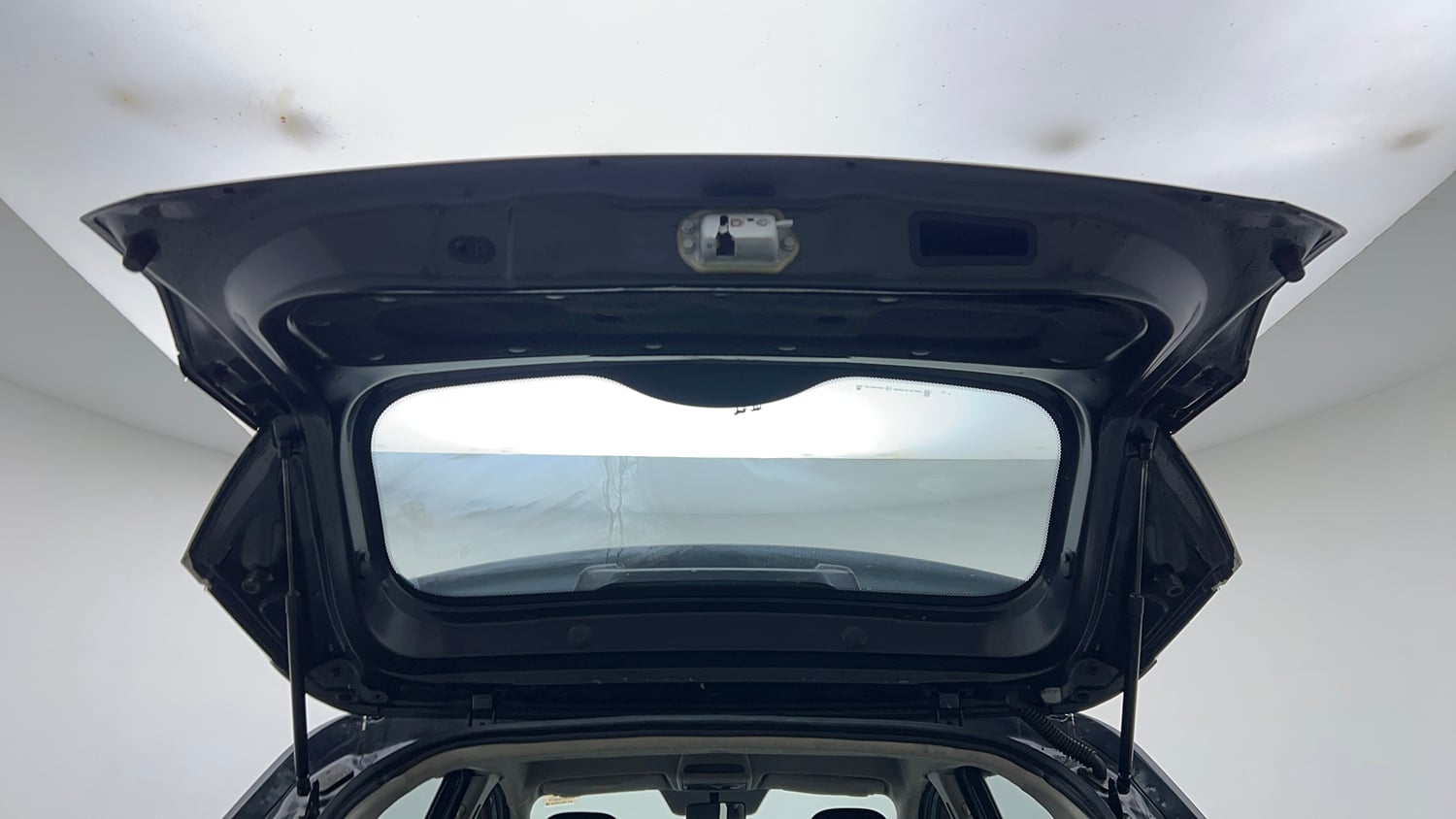 Used 2019 Tata Nexon XM Petrol Manual interior DICKY DOOR OPEN VIEW
