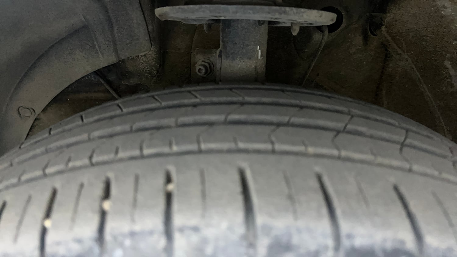Used 2021 Maruti Suzuki Baleno Zeta Automatic Petrol Automatic tyres LEFT FRONT TYRE TREAD VIEW