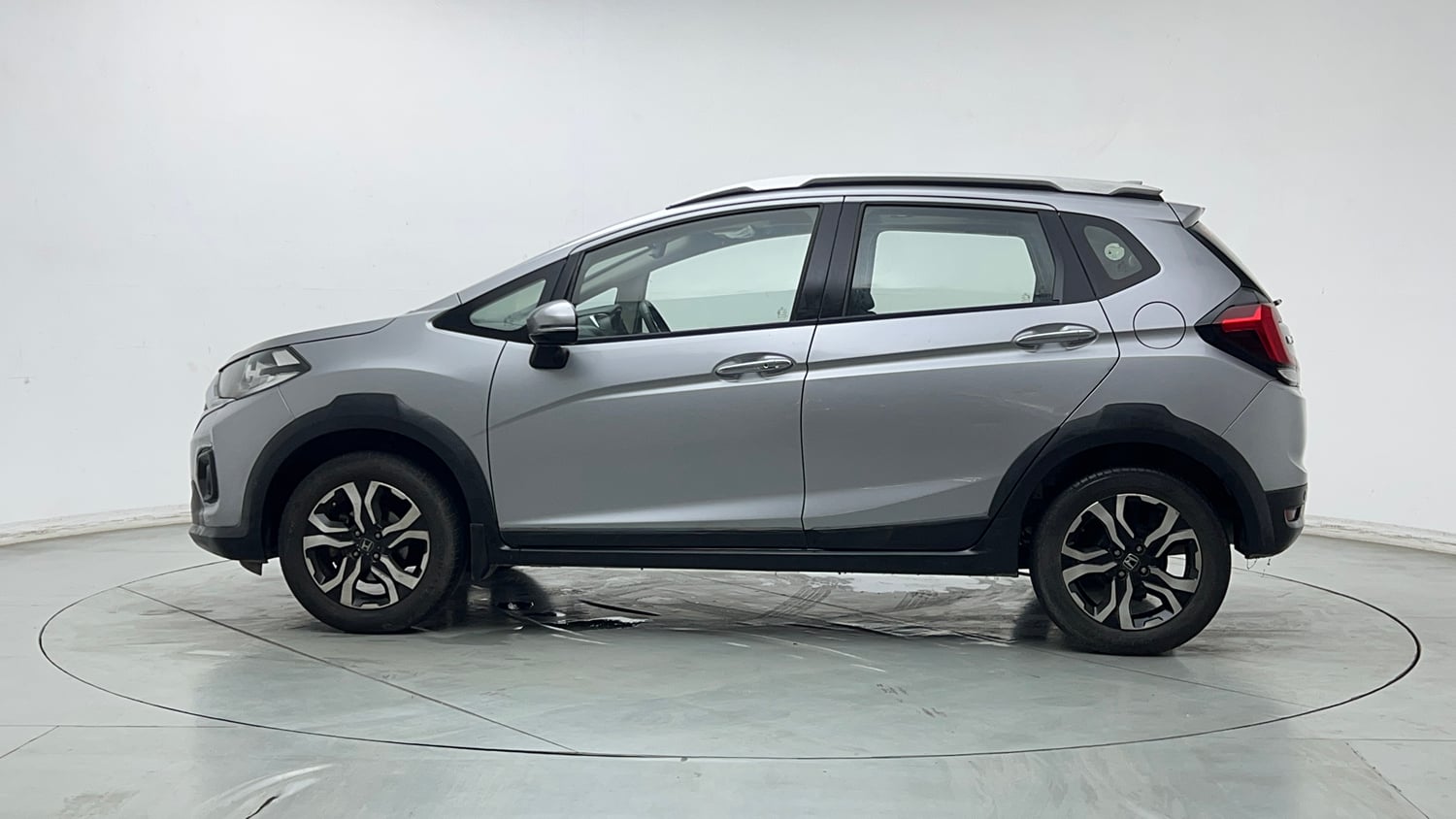 Used 2022 Honda WR-V VX MT Petrol Petrol Manual exterior LEFT SIDE VIEW