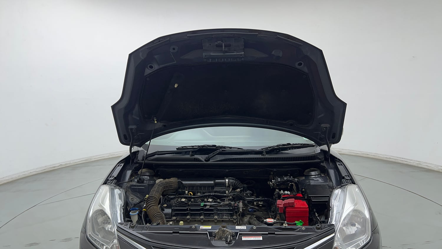 Used 2018 Maruti Suzuki Baleno Zeta 1.2 AT Petrol Automatic engine ENGINE & BONNET OPEN FRONT VIEW