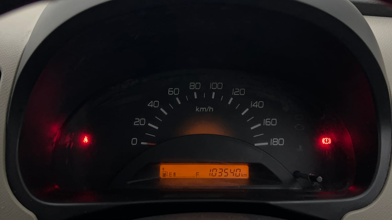 Used 2016 Maruti Suzuki Wagon R LXI Petrol Manual interior CLUSTERMETER VIEW