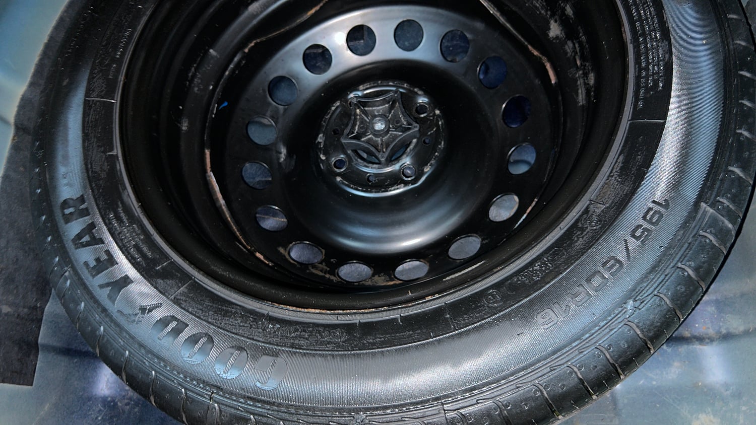 Used 2022 Tata Nexon XZ Plus (HS) Petrol Manual tyres SPARE TYRE VIEW