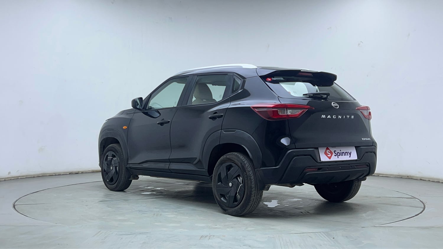 Used 2024 Nissan Magnite XE AMT Petrol Automatic exterior LEFT REAR CORNER VIEW