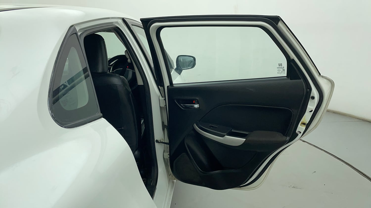 Used 2017 Maruti Suzuki Baleno Delta 1.2 Petrol Manual interior RIGHT REAR DOOR OPEN VIEW