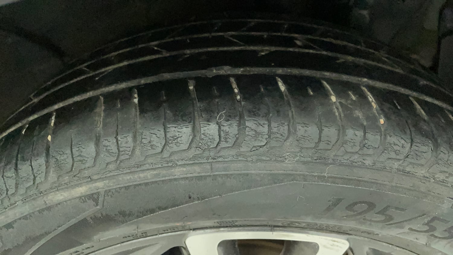 Used 2023 Hyundai i20 N Line N8 1.0 Turbo DCT Petrol Automatic tyres LEFT REAR TYRE TREAD VIEW