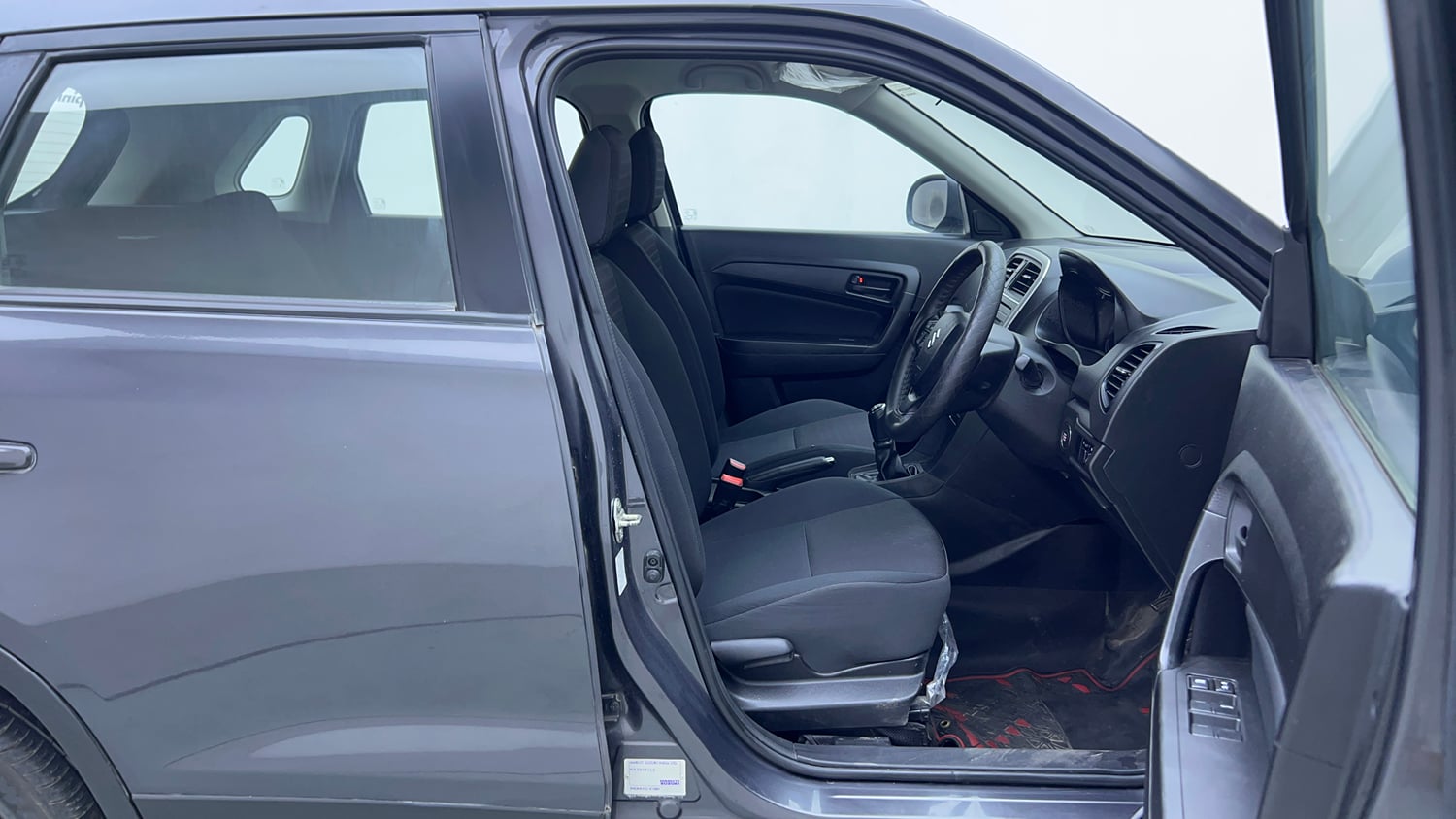 Used 2022 maruti-suzuki Vitara Brezza VXi Petrol Manual interior RIGHT SIDE FRONT DOOR CABIN VIEW