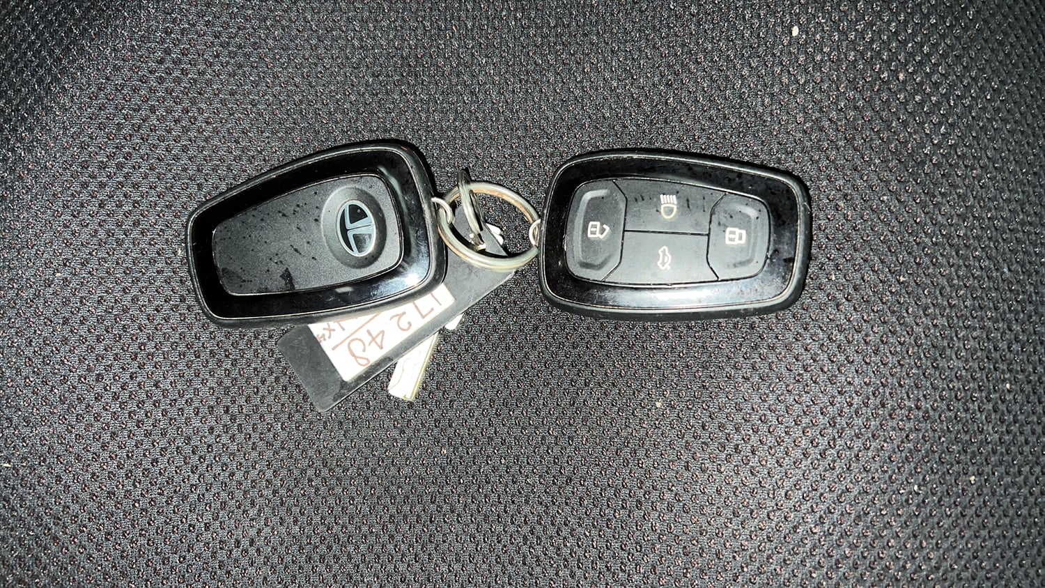 Used 2018 Tata Nexon XZ Plus Petrol Manual extra CAR KEY VIEW
