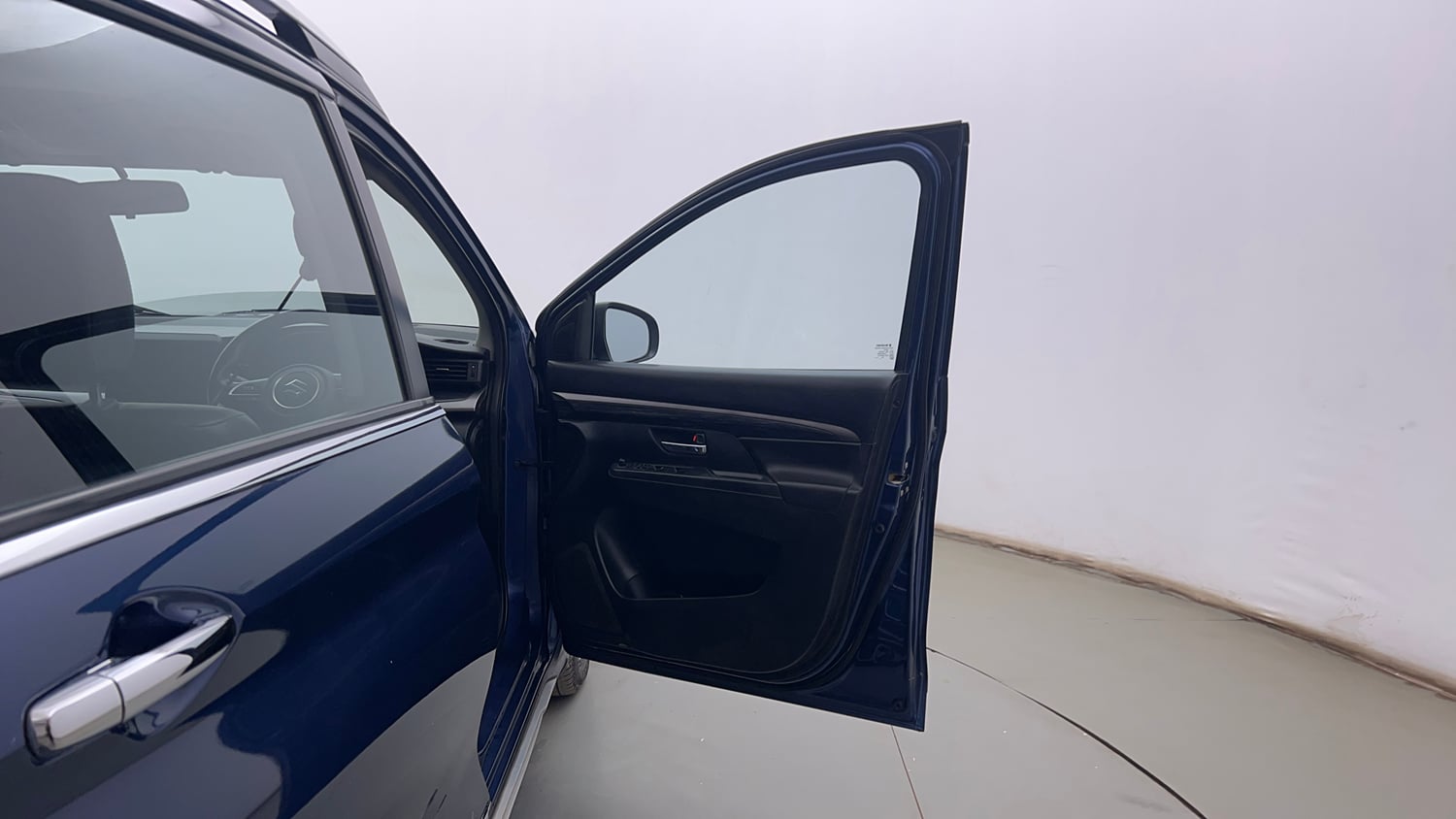 Used 2020 Maruti Suzuki XL6 Alpha AT Petrol Petrol Automatic interior RIGHT FRONT DOOR OPEN VIEW