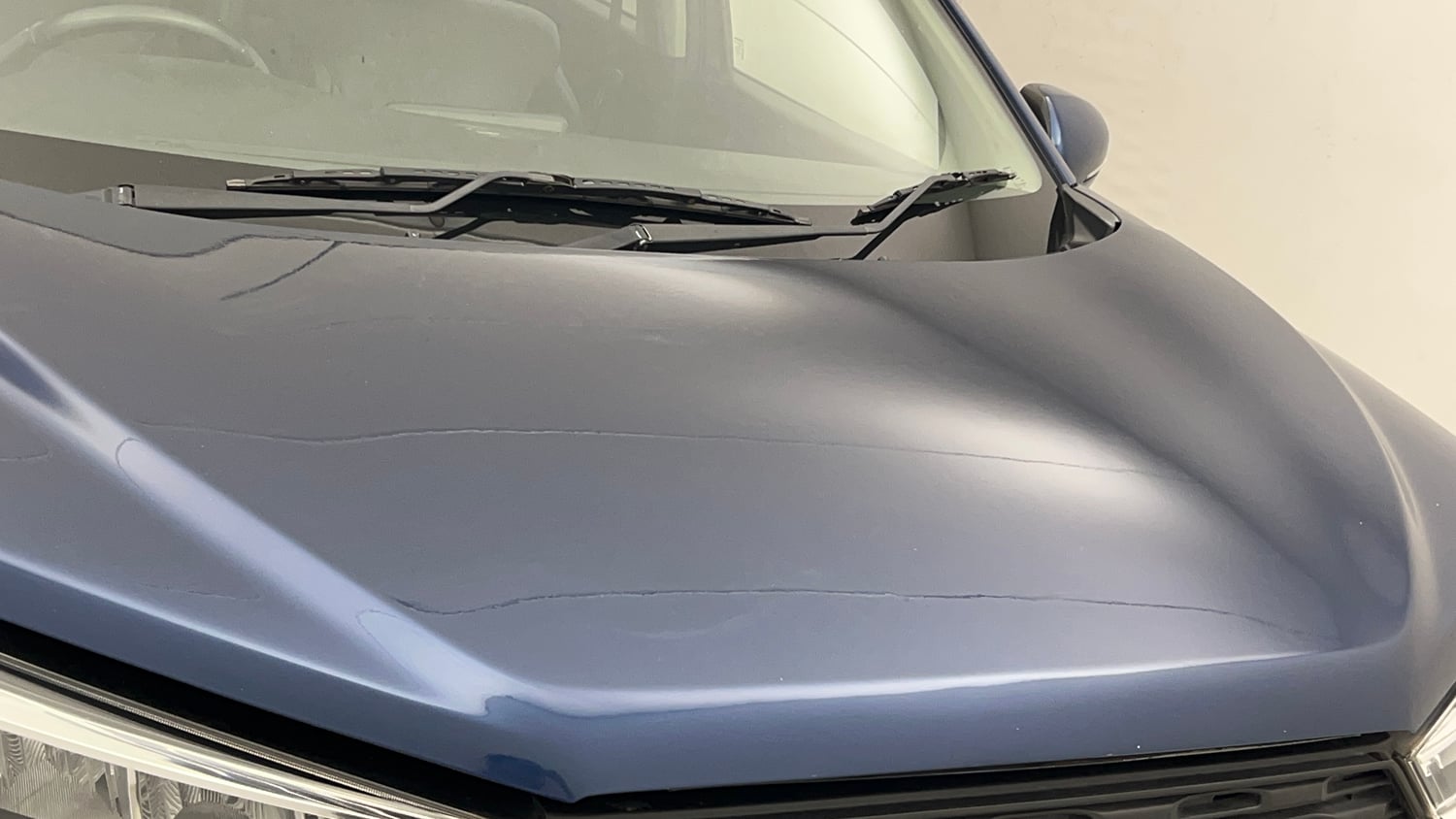 Used 2020 Maruti Suzuki XL6 Alpha AT Petrol Petrol Automatic dents MINOR SCRATCH