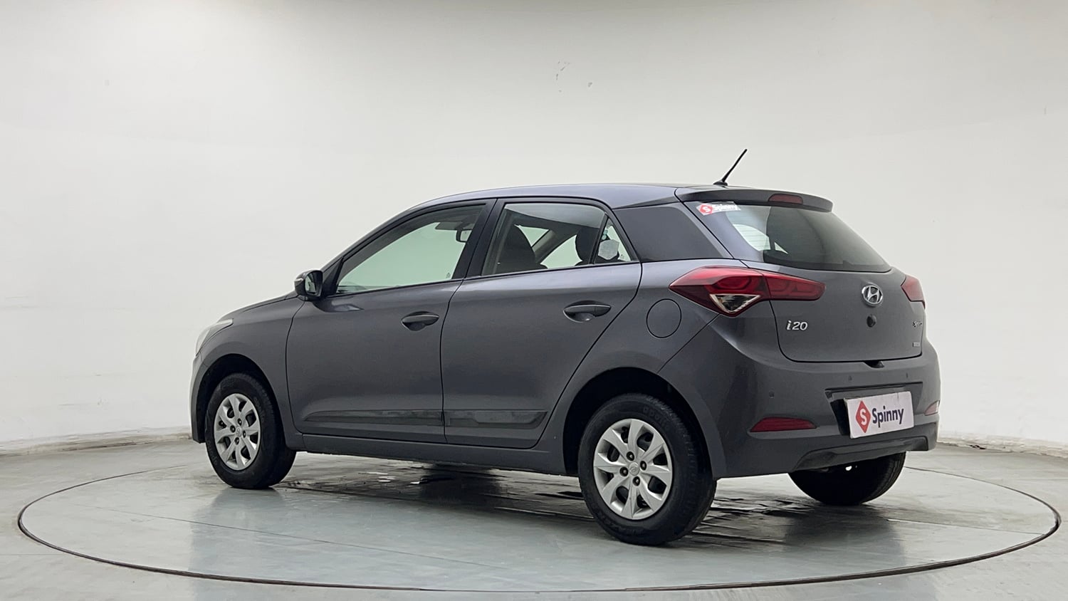 Used 2017 Hyundai Elite i20 Sportz 1.2 Petrol Manual exterior LEFT REAR CORNER VIEW