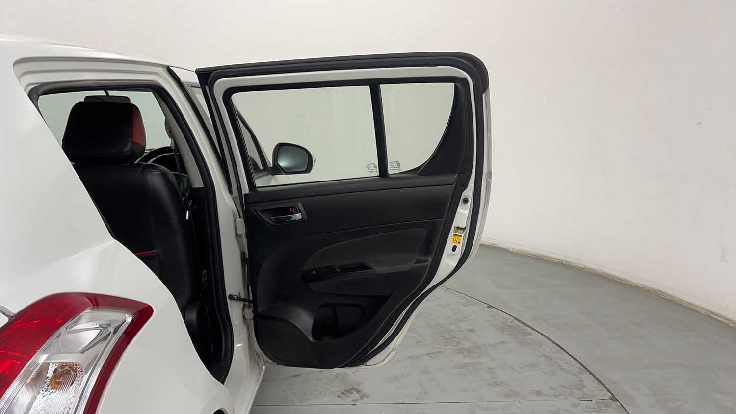 Used 2014 Maruti Suzuki Swift ZXi Petrol Manual interior RIGHT REAR DOOR OPEN VIEW