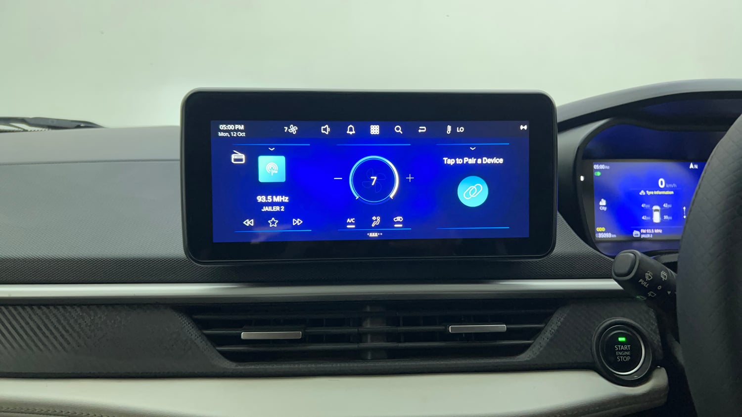 Used 2025 Tata Nexon Creative Plus S 1.2 Revotron Petrol  6MT Petrol Manual interior MUSIC SYSTEM & AC CONTROL VIEW