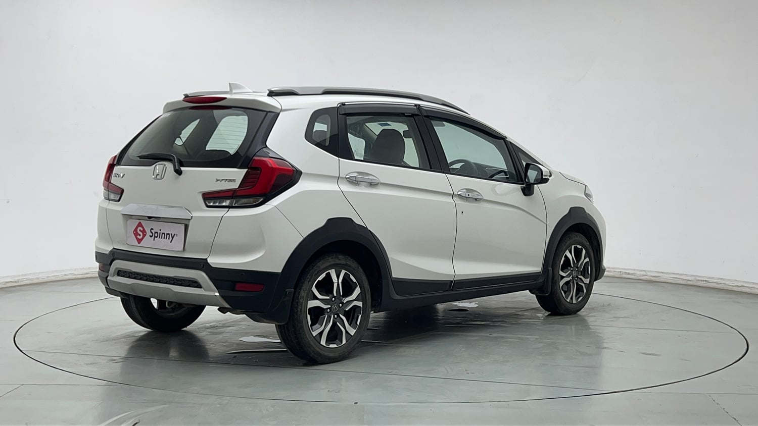 Used 2022 Honda WR-V VX MT Petrol Petrol Manual exterior RIGHT REAR CORNER VIEW