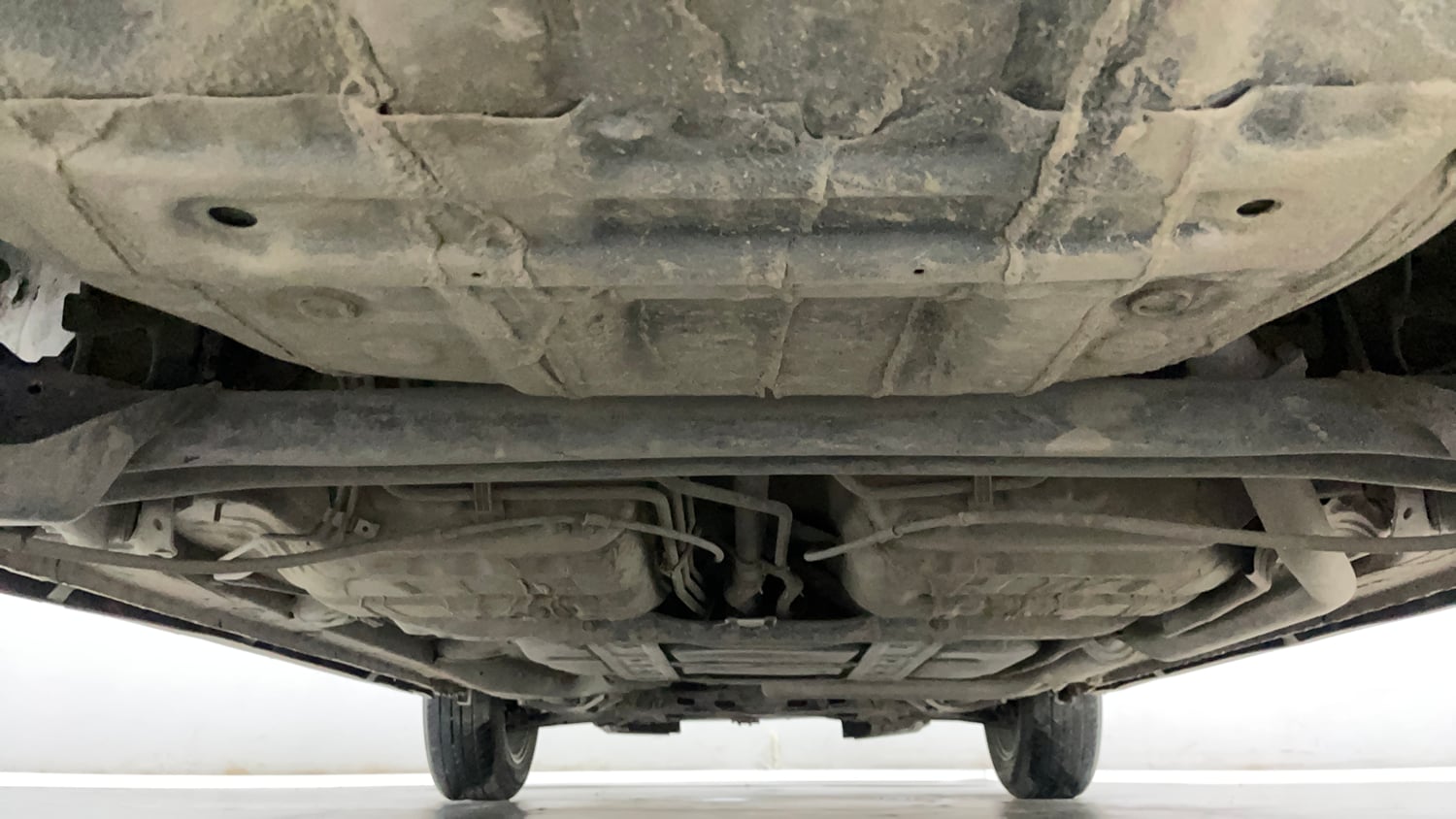 Used 2017 Honda WR-V VX MT Diesel Diesel Manual extra REAR UNDERBODY VIEW (TAKEN FROM REAR)