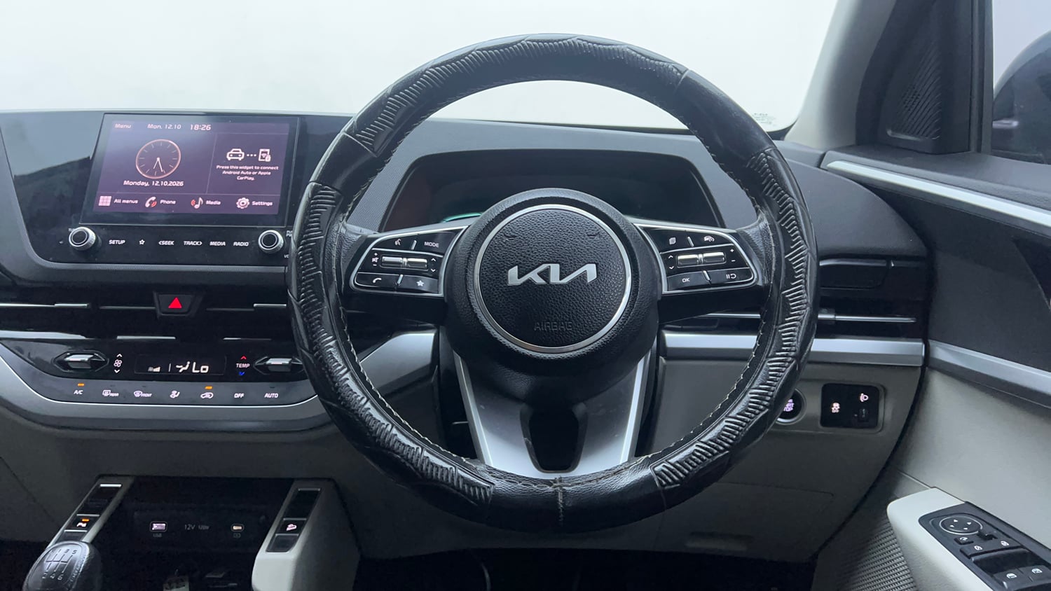 Used 2023 Kia Carens Prestige Plus 1.4 Petrol MT 7 STR Petrol Manual interior STEERING VIEW