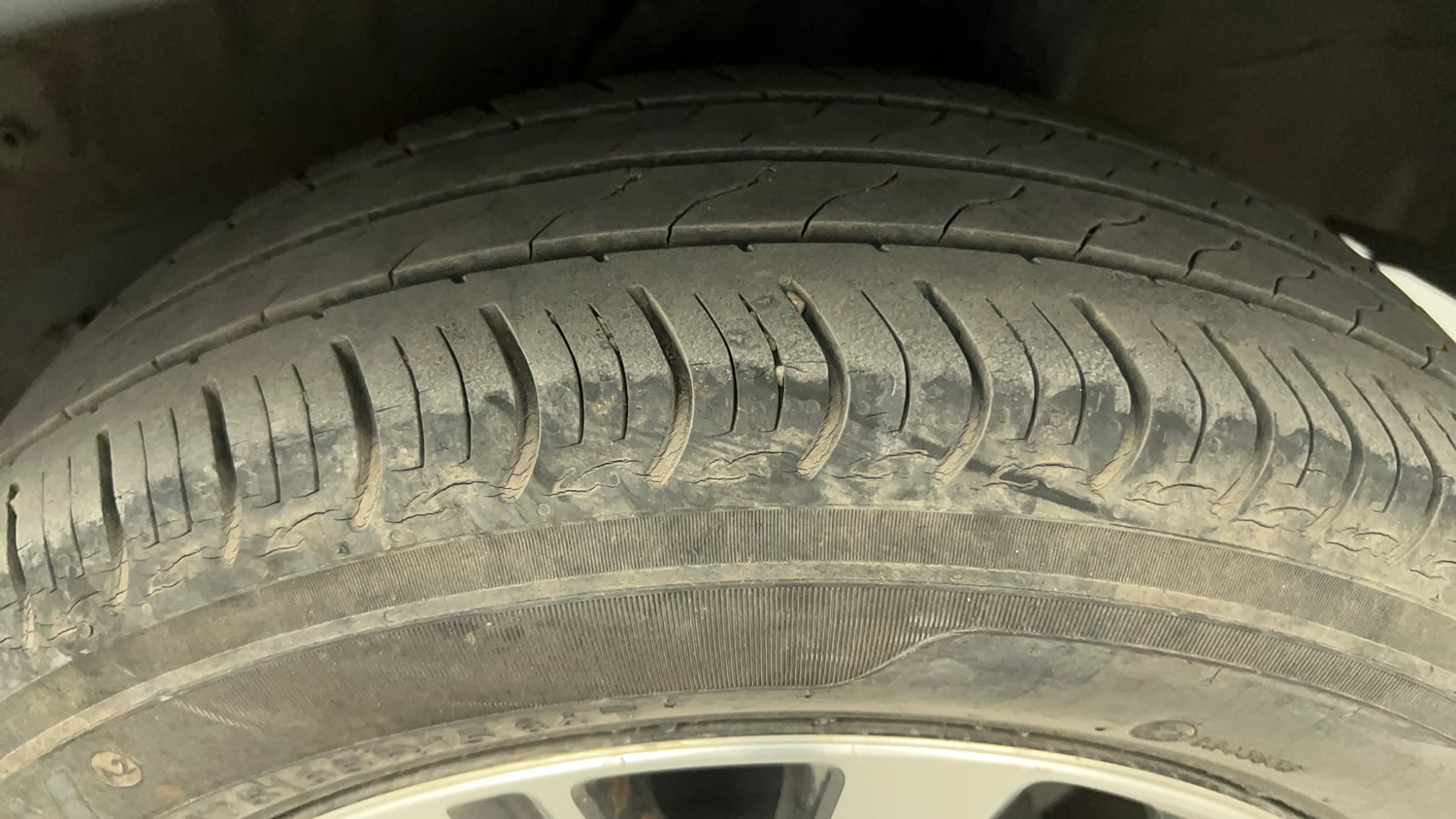 Used 2023 Honda Amaze VX MT 1.2 Petrol Petrol Manual tyres LEFT REAR TYRE TREAD VIEW