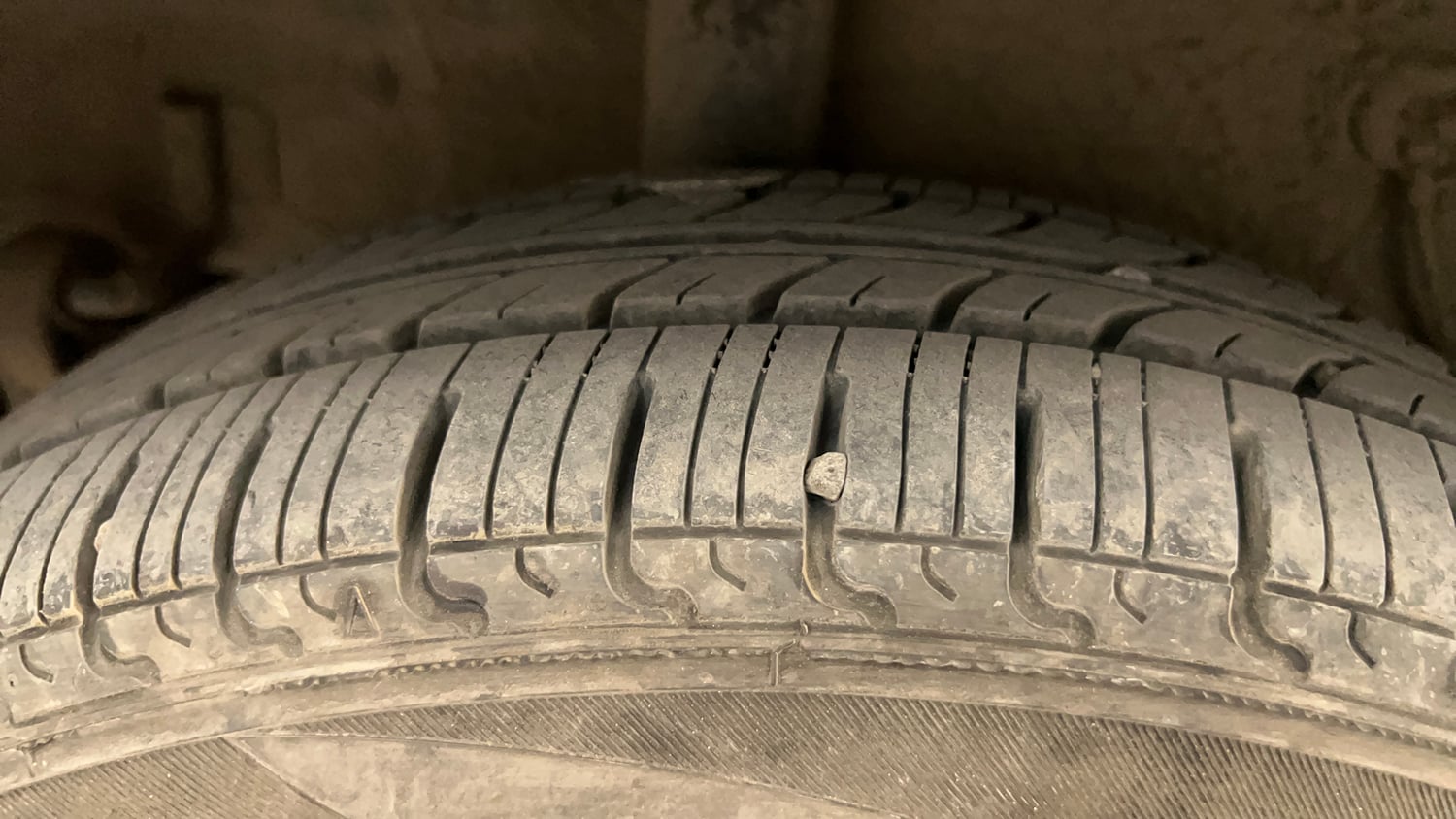 Used 2016 Maruti Suzuki Celerio ZXi AMT Petrol Automatic tyres RIGHT REAR TYRE TREAD VIEW