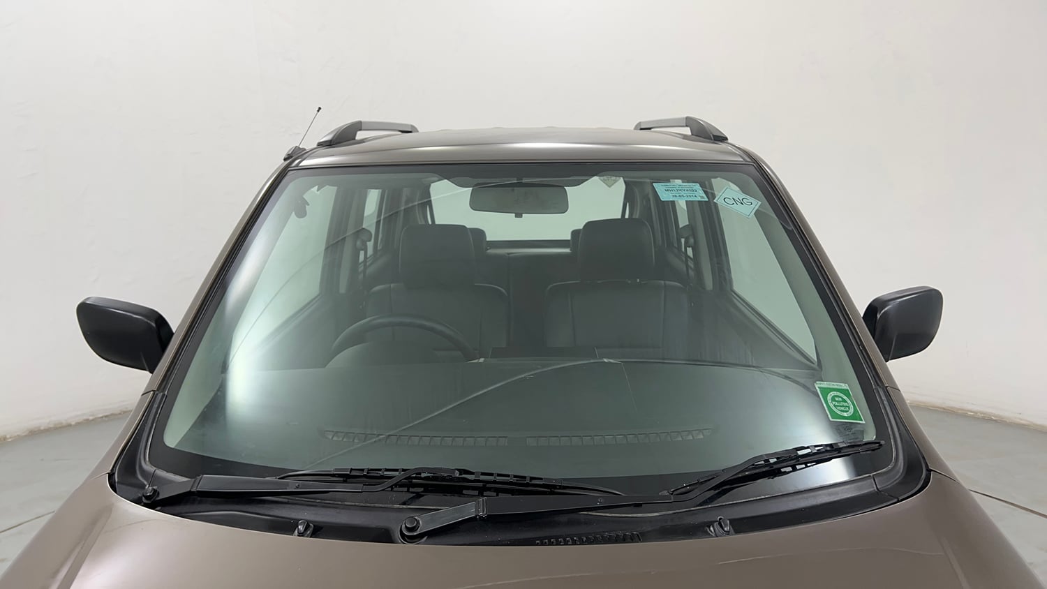 Used 2014 Maruti Suzuki Wagon R LXI CNG Cng Manual exterior FRONT WINDSHIELD VIEW
