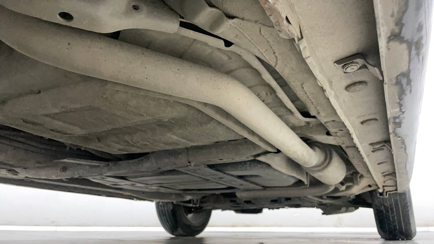 Used 2017 Honda WR-V VX MT Diesel Diesel Manual extra REAR RIGHT UNDERBODY VIEW