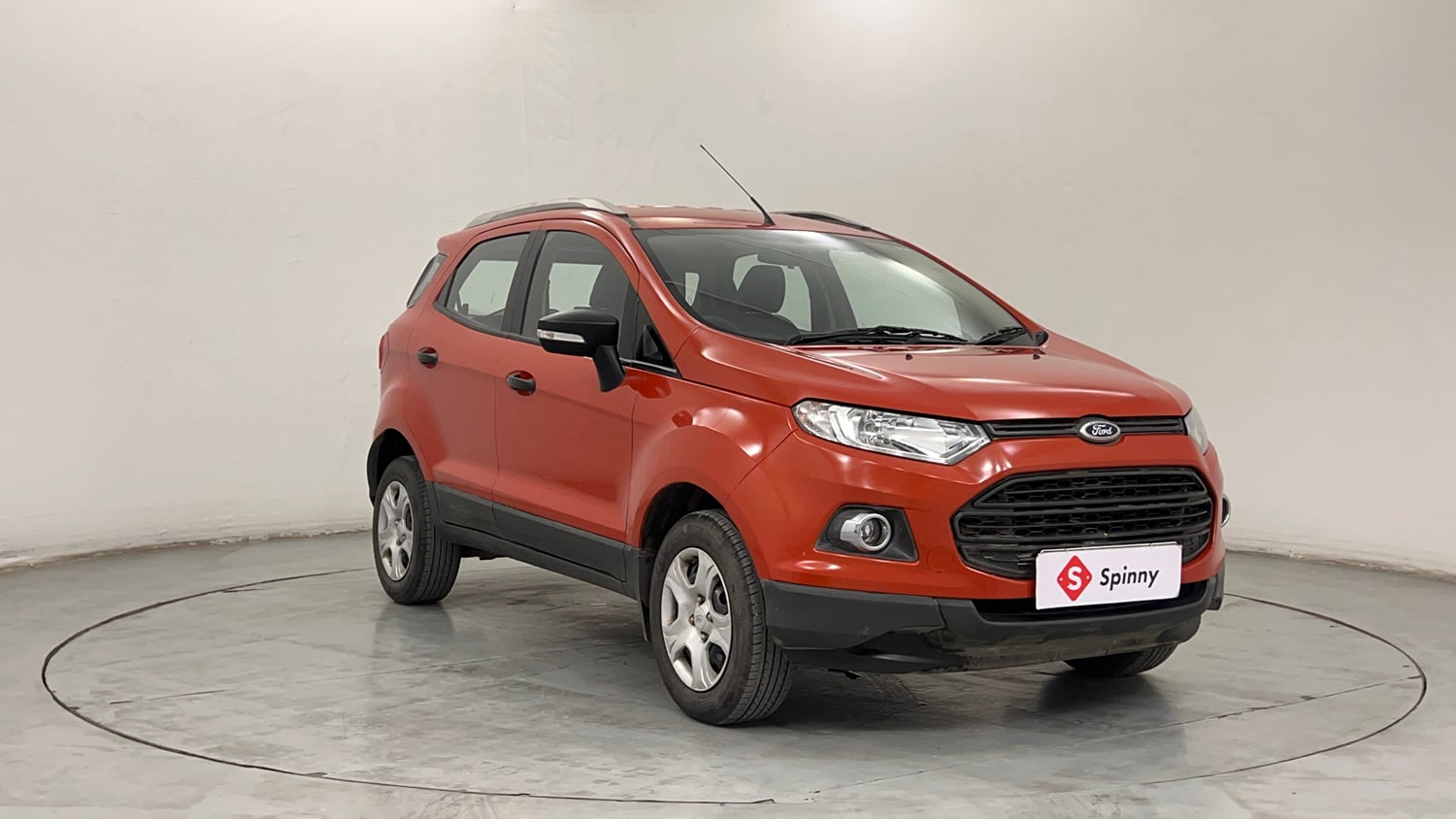 Used 2014 Ford EcoSport Ambiente 1.5 TDCi Diesel Manual exterior RIGHT FRONT CORNER VIEW