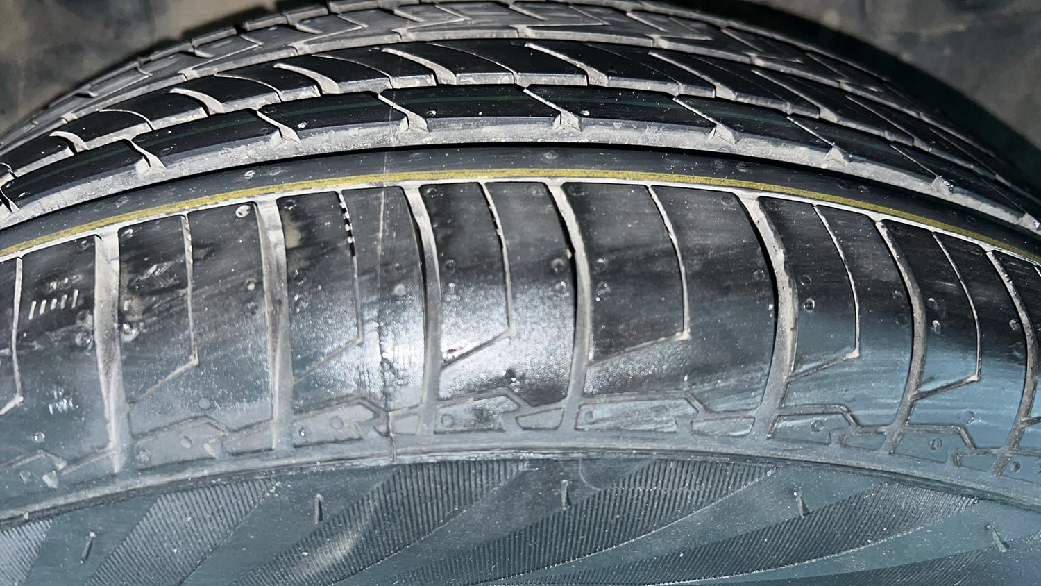 Used 2022 Tata Nexon XZ Plus (HS) Petrol Manual tyres RIGHT REAR TYRE TREAD VIEW