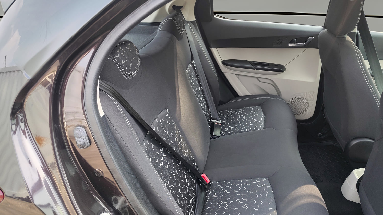 Used 2022 Tata Tiago XZ Plus Petrol Manual interior RIGHT SIDE REAR DOOR CABIN VIEW